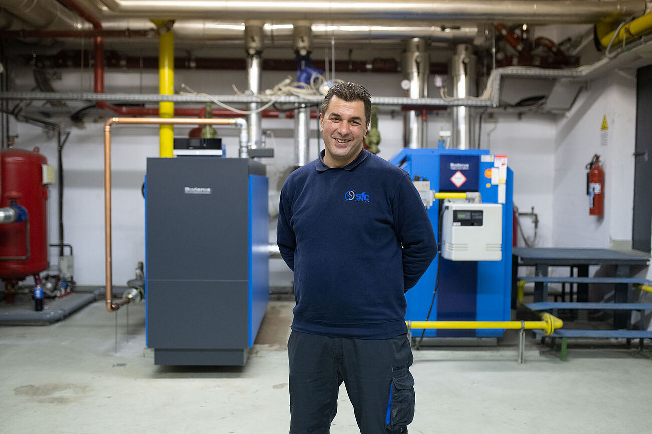 SFC-Techniker in einer Heizzentrale